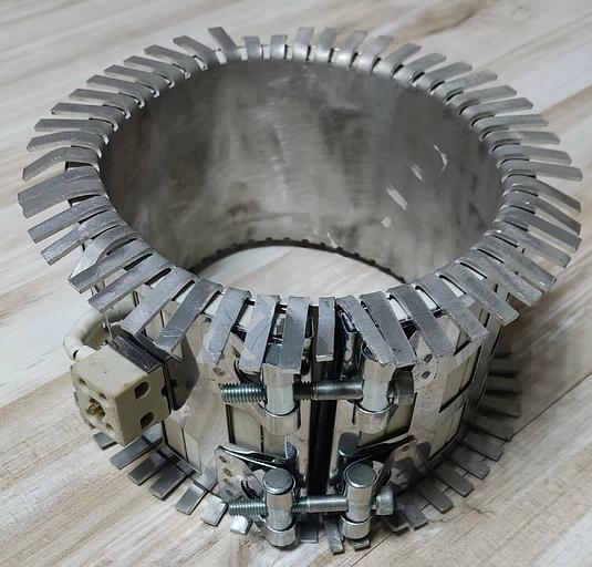 Нагреватель хомутовый металлический 380 В фото 1