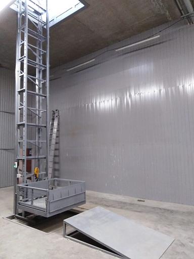 Мачтовый подъёмник канатный с электротельфером фото 2