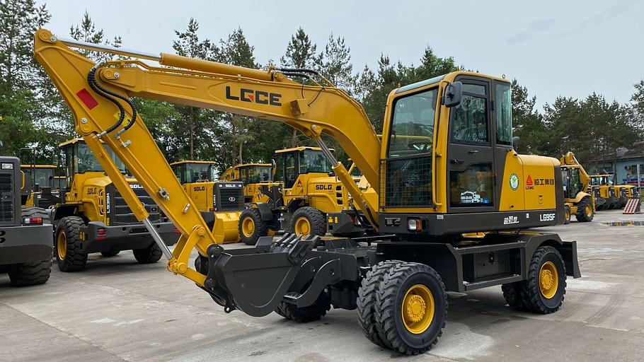 Колесный экскаватор SDLG LG95F фото 10