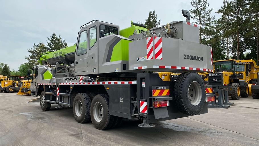 Автокран Zoomlion ZTC250V фото 5
