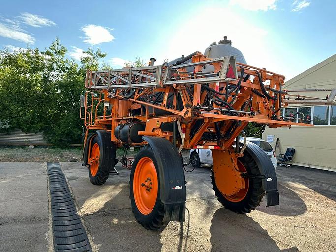 Самоходный опрыскиватель Jacto Uniport 2500 Star фото 2