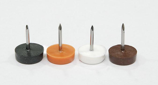 Подпятник с гвоздем d15мм, прозрачный фото 1