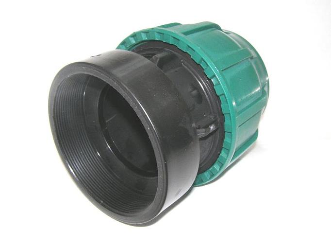 Муфта ПНД 110x4 с внутренней резьбой компрессион. фото 1