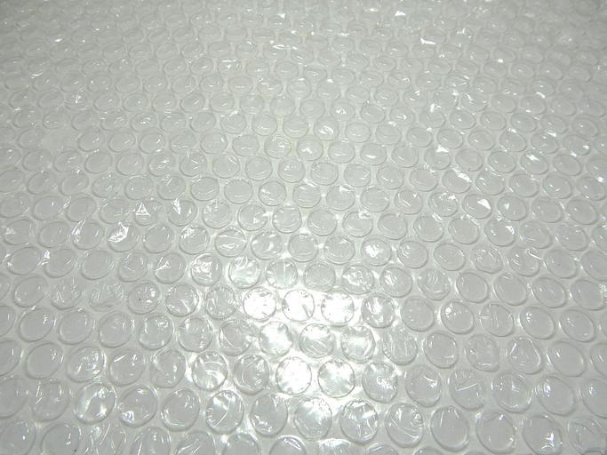 Пленка воздушно-пузырьковая 1,6м первичное сырье (рулон 100 м.п.) фото 1