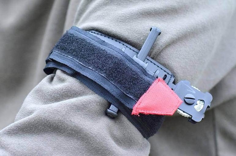 Жгут крoвooстaнaвливaющий ЖК-02-«Медплант» для временной остановки кровотечения при повреждении артериальных сосудов нижних и верхних конечностей с циферблатом (вид сложения 2) ОПТ фото 2