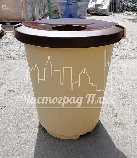 Бак пластиковый 105 л бежевый с крышкой-воронкой фото 2