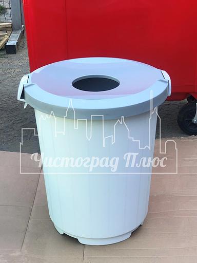 Бак пластиковый 105 л бежевый с крышкой-воронкой фото 3