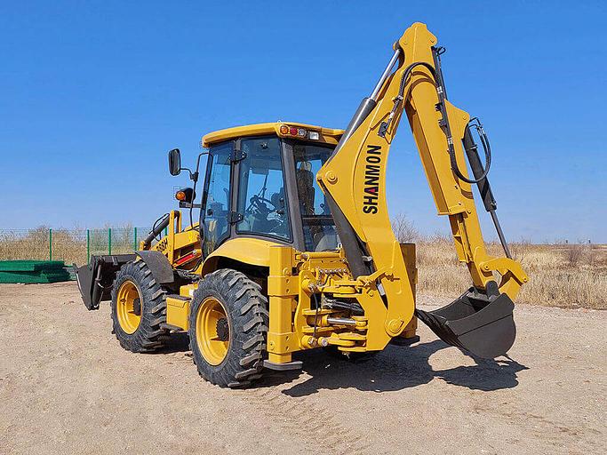 Погрузчик-экскаватор SHANMON 388H фото 1