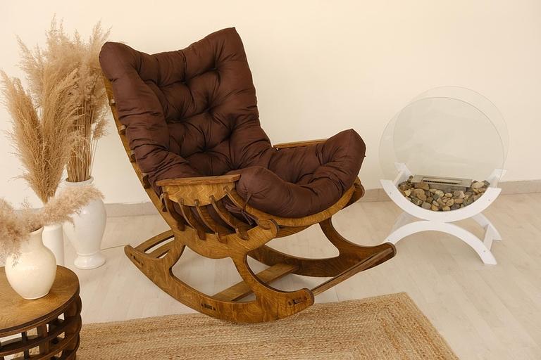 Кресло-качалка из дерева фото 1