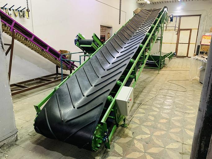 Желобчатый конвейер с Г-образной трассой для транспортировки овощей фото 2