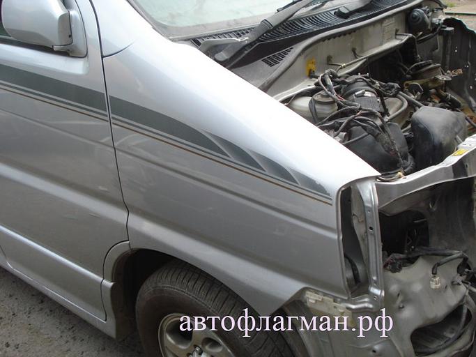 Крыло Toyota Regius фото 1