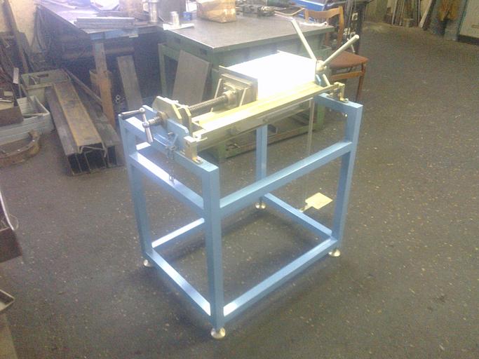 Устройство для шлифовки, покраски книжных блоков ШКБ-1 фото 1