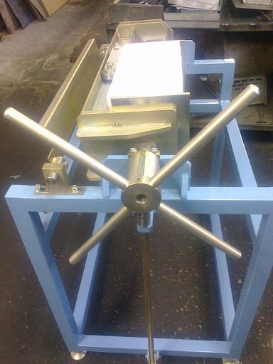 Устройство для шлифовки, покраски книжных блоков ШКБ-1 фото 2