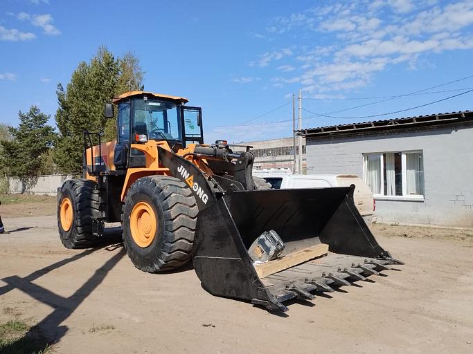 Фронтальный погрузчик JGM 776 фото 2