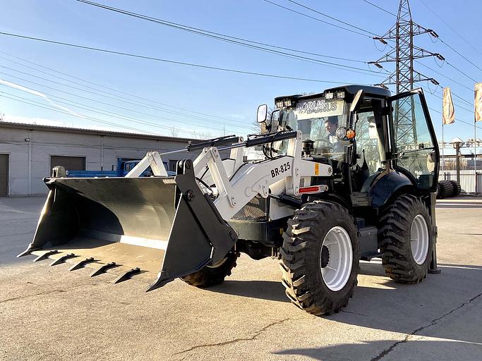 Экскаватор-погрузчик Borus BR-825 фото 2