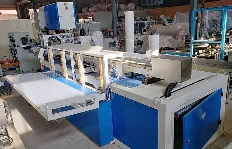 Универсальный автоматический отрезной ленточный станок (ленточная пила) фото 1