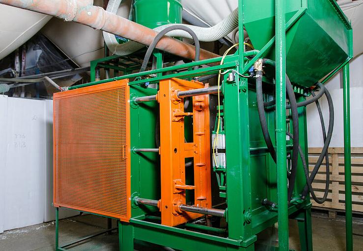 Формовочный автомат для пенопласта фото 1