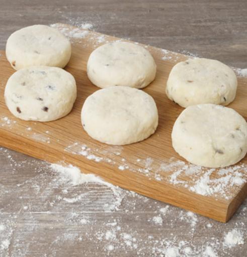 Сырники «С изюмом» 5 % ОПТ фото 2