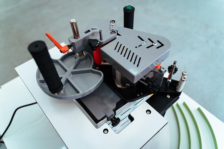 Кромкооблицовочный станок DELTAMACHINERY DM-100 фото 4