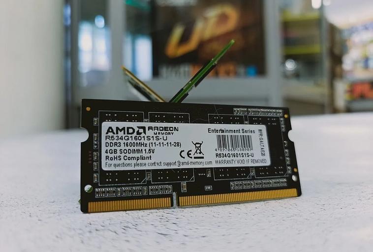 Оперативная память SO-DIMM DDR3 4Gb фото 2