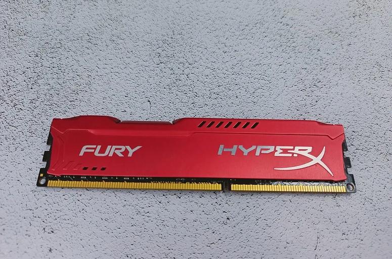 Оперативная память DDR3 8Gb HyperX (1866Mhz) фото 1