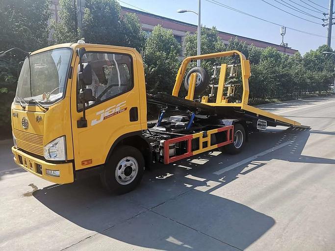 Эвакуатор со сдвижной платформой на шасси FAW, 4x2, кабина J6F фото 1