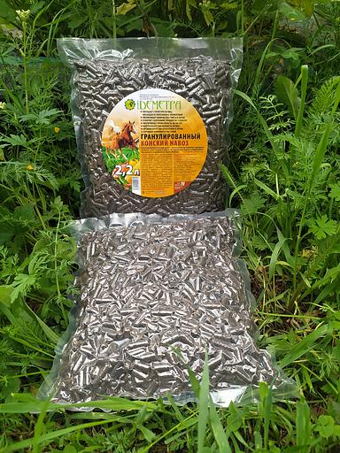 Удобрение гранулированное Деметра Дарующая на основе конского навоза, 2,2 л ОПТ фото 1