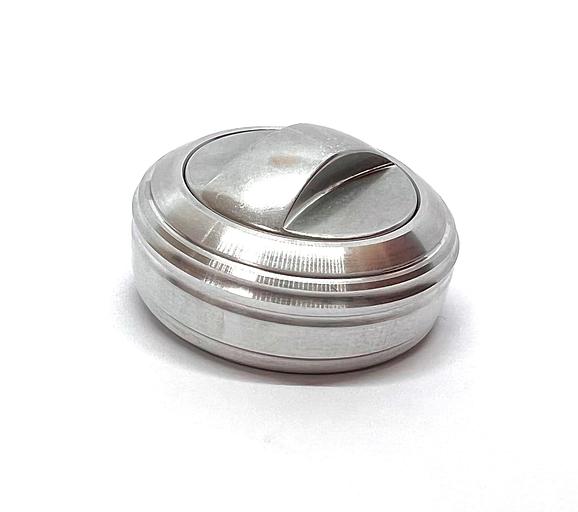 Полуавтоматическая печать в металлическом корпусе «Карина-кнопка» фото 1