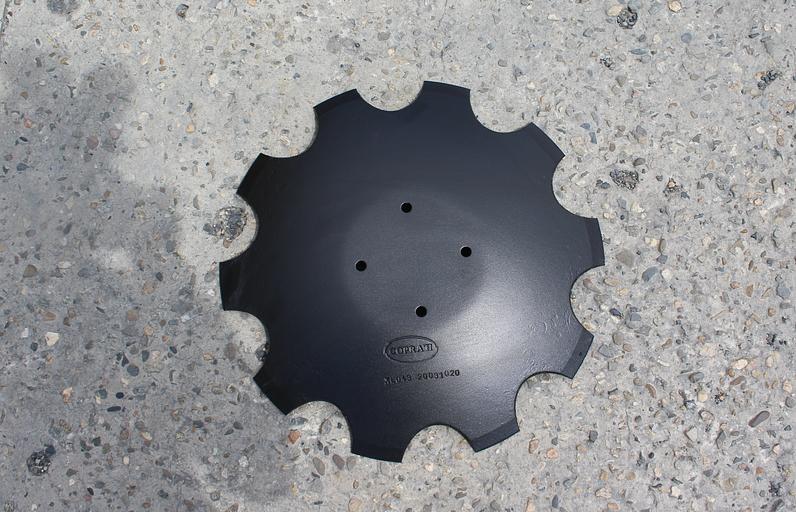 53.8112 Диск Amazone Catros 460х4 "Ромашка" под ступицу 120мм.Бразилия фото 1