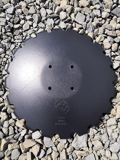 XL044SST Диск Amazone Catros 460x4 "Мелкая Ромашка" под ступицу 120мм. Турция фото 4