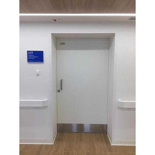 Двери для больничных палат и кабинетов в металлической коробке с покрытием НPL И CPL фото 1