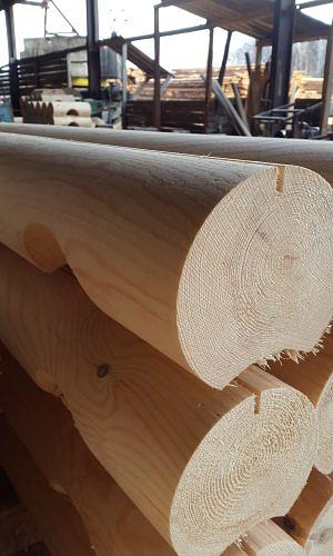 Сруб из оцилиндрованного бревна Ø 18 фото 1