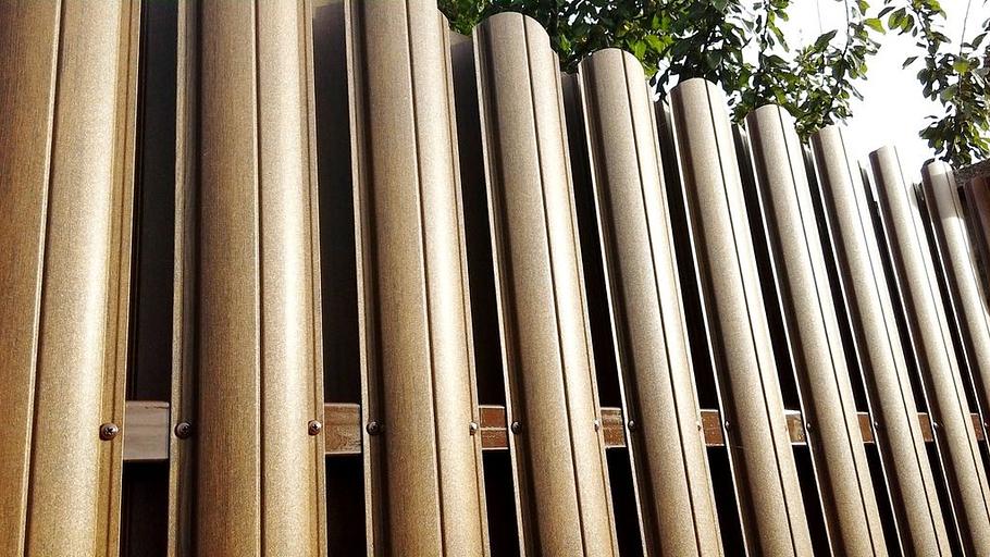 Круглый штакетник цвет дерева фото 5