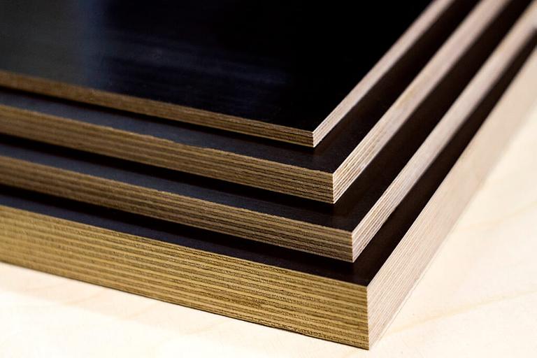 Laminated plywood F-F 2440x1220x15mm Grade 1 фото 1