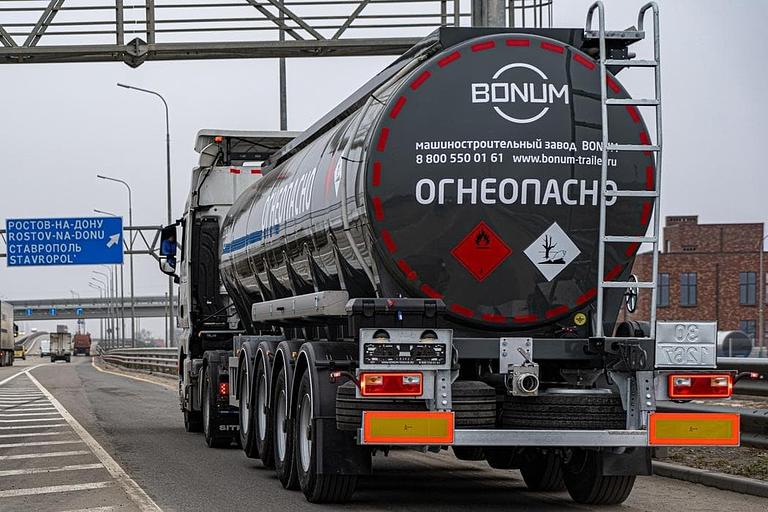 Нефтевоз 32 м³ цилиндрическая колба 914221-02 фото 2