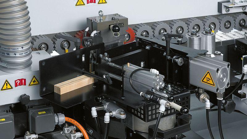 Кромкооблицовочный станок EDGETEQ S-200 фото 9