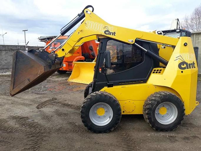 Мини-погрузчик «КЭМЗ ANT 1000.1» фото 1