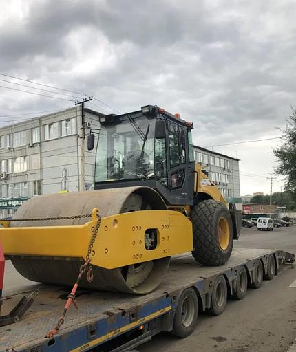 Аренда катка «XCMG XS143» 14т фото 1