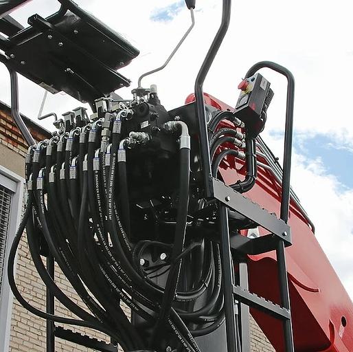 Сортиментовоз МАЗ 631228 с новым манипулятором ВЕЛМАШ 10-74 фото 5