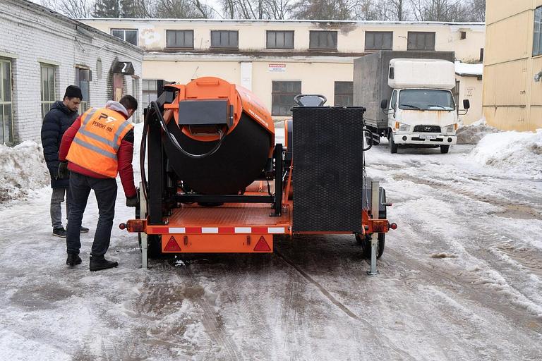 Машина для ремонта асфальта STPE 2000 с автономным рециклером фото 3