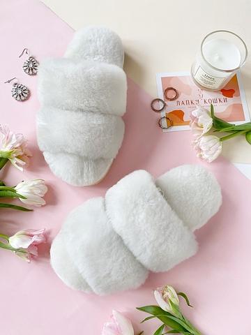 Женские меховые тапочки с параллельными шлейками фото 2