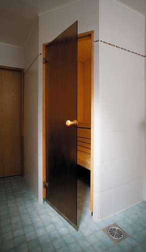 Дверь бронза для сауны ANDRES 0,7×1,9 стекло матированная бронза фото 1