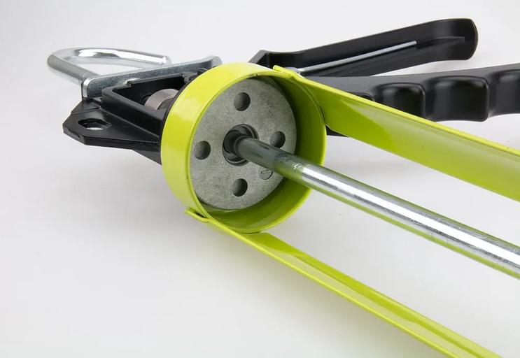 Пистолет Armero для выдавливания герметиков из картушей 310 мл и колбас 400 мл ОПТ фото 4