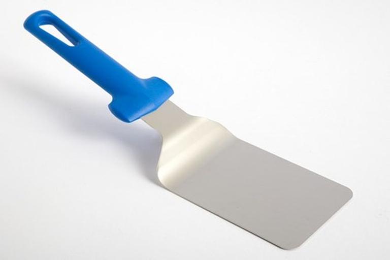 Лопатка 31 см. изогнутая, раб.часть 12*9 см. нерж. широкая с пластик. ручкой, синяя Gimetal /1/4/ фото 1