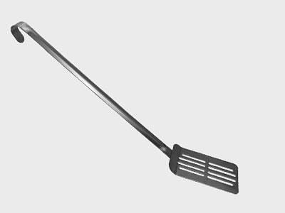 Лопатка 52 см. изогнутая раб. часть 12*8 см. нерж. перфорир. широкая /1/50/ фото 1