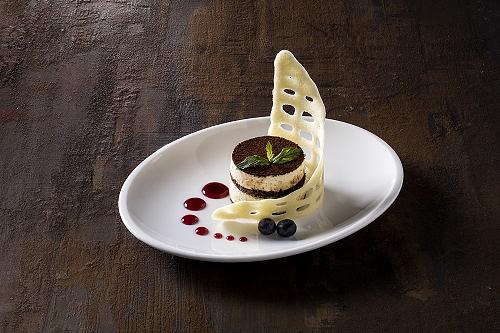 Блюдо овальное 250*190 мм. Белый, форма Мув /1/12/ фото 1