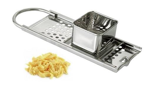 Терка 34*11 см. нерж. плоская для изготовления лапши (шпецле) с держателем для теста Tellier /1/6/ фото 1