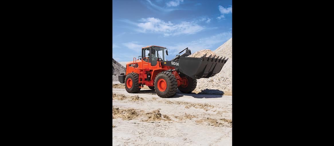 SD Колесный погрузчик SD380 фото 2