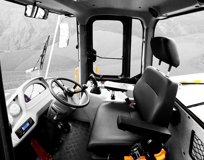 SD Колесный погрузчик SD350-2 фото 2