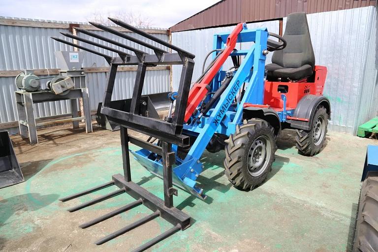 Минипогрузчик МТЗ М1 — Жумыскер фото 3